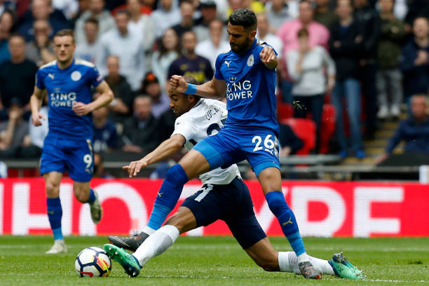 的表现稳居 的表现稳居